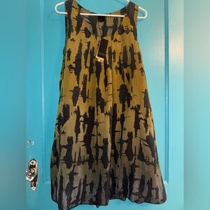 Elegant Black and Olive Sleeveless Tunic